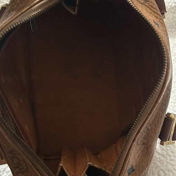 MCM BOSTON BAG luxury item - Picture 7 of 8